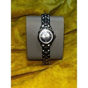 Fossil Watch Women Silver Tone Round Dial ES-8862